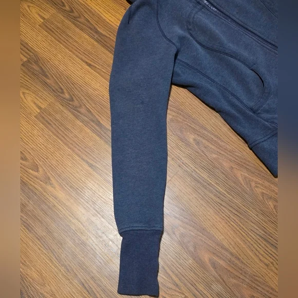 Lululemon Women’s Size 10 Scuba Full-Zip Hoodie Active Jacket Sweatshirt  D40 - Picture 3 of 10